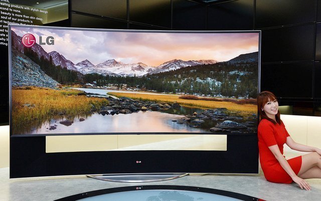 LG curved TV