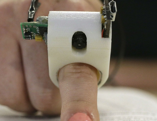 3D FingerReader Reads Text Aloud to the Visually Impaired