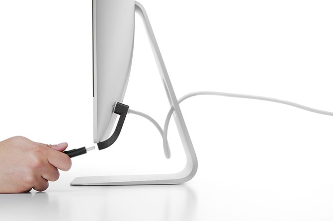 Bluelounge’s Jimi USB port extention brings a USB port on the front of your iMac