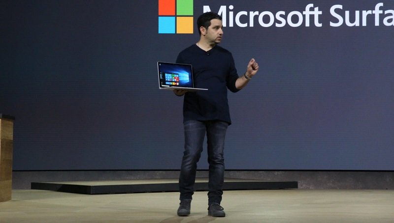 Microsoft Unveils its first laptop